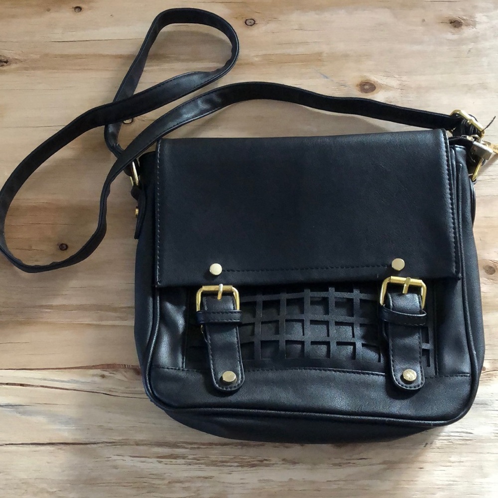 Moda Faux Leather Crossbody Bag in Black